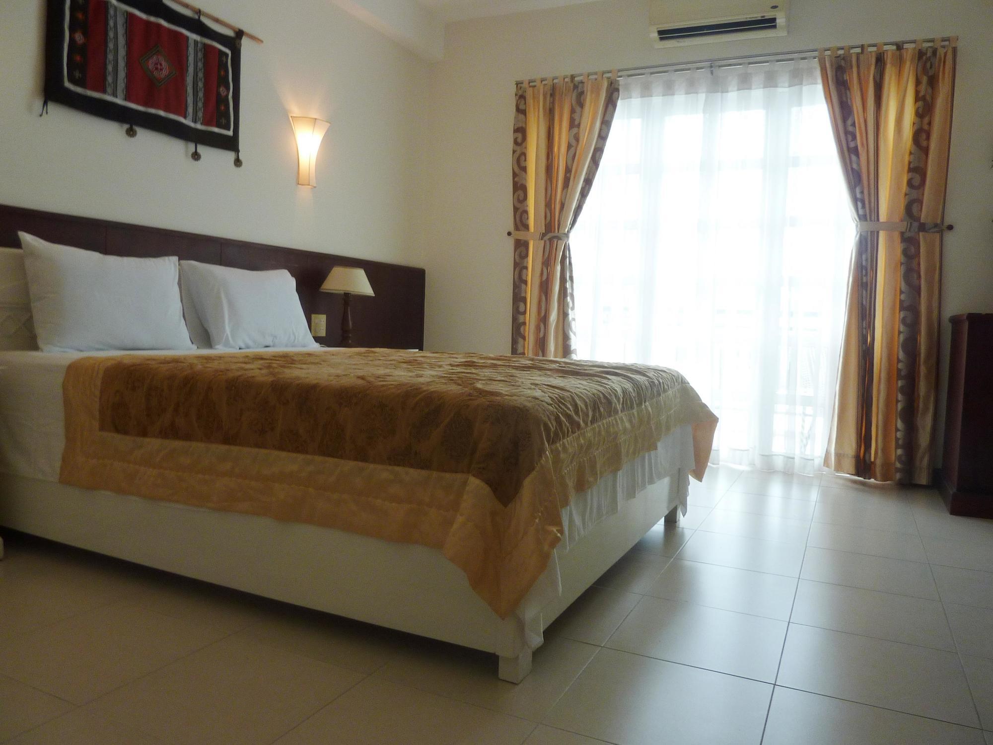 Diva Guesthouse Nha Trang Exterior photo